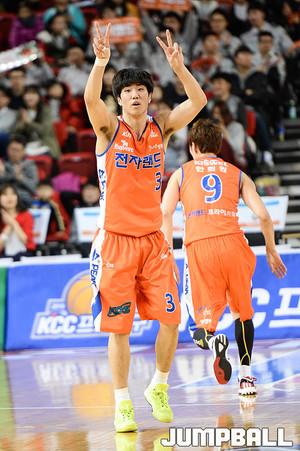 thumbimg