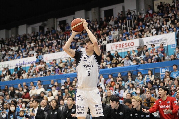 기대 모은 ‘코리안 더비’ 불발…이현중 16점 6어시스트 4스틸, 나가사키 승리 견인