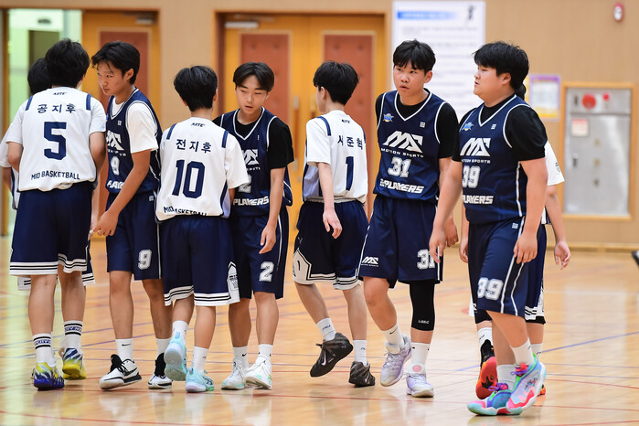 [화보] 2026 농구 스포츠클럽 디비전리그 i2 U15 모션스포츠와 하이퍼 경기 화보