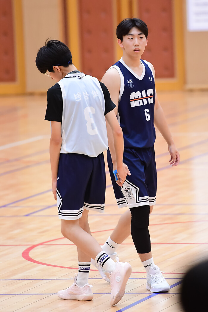 [화보] 2026 농구 스포츠클럽 디비전리그 i1 U18 MID고등과 MID위너스 경기 화보