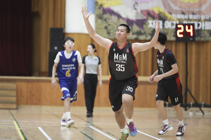 [화보] 하늘내린인제 2026 전국 유소년 농구대회 U14부 결승 경기 화보 (잠실 삼성 37-50 M&M 농구교실)