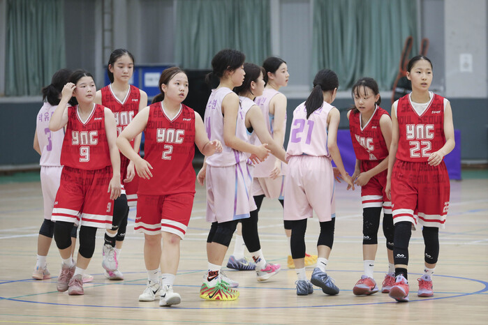 [화보] 하늘내린인제 2026 전국 유소년 농구대회 여중부 결승 경기 화보 (구일중 13-32 서울 YNC)