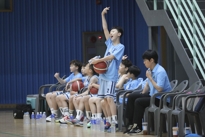 [화보] 2026 전국 유소년 하모니 챔피언십 남초부 8강 경기 화보 (인피니트스포츠 50-65 인천송림초)