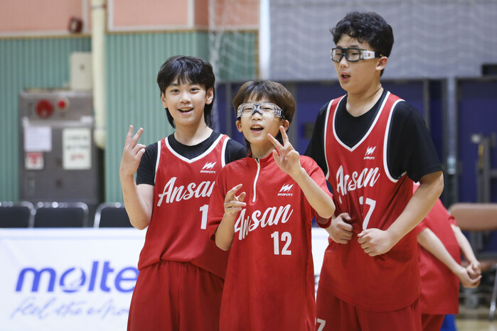 [화보] 2026 추계전국초등농구연맹전 태백대회 남초부 12강 경기 화보 (인천안산초 38-48 송정초)